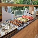 Sapphire Club Hotel
