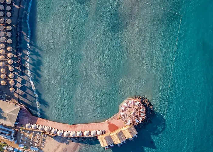 Golden Beach Resort & Spa
