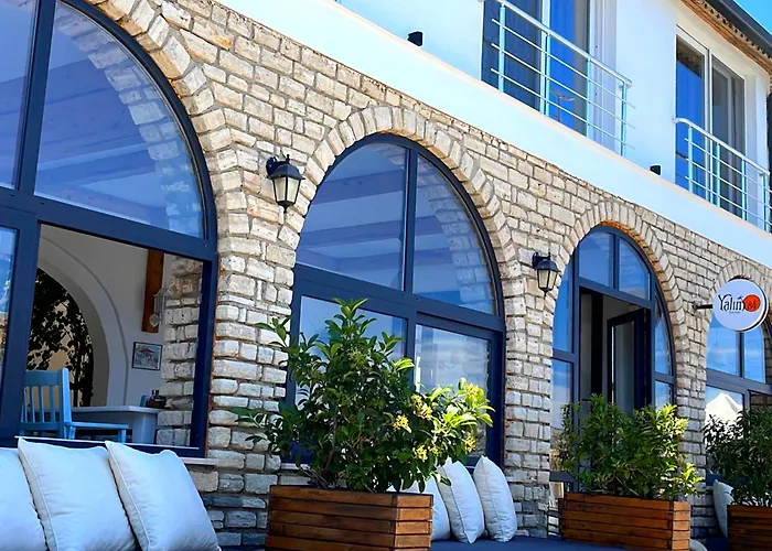 Yalim Hotel