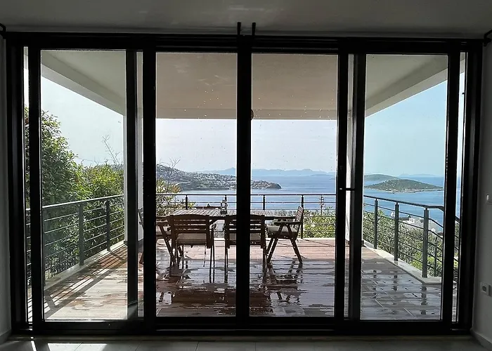 Villa In Yalikavak, Panoramic Sea View And Beach