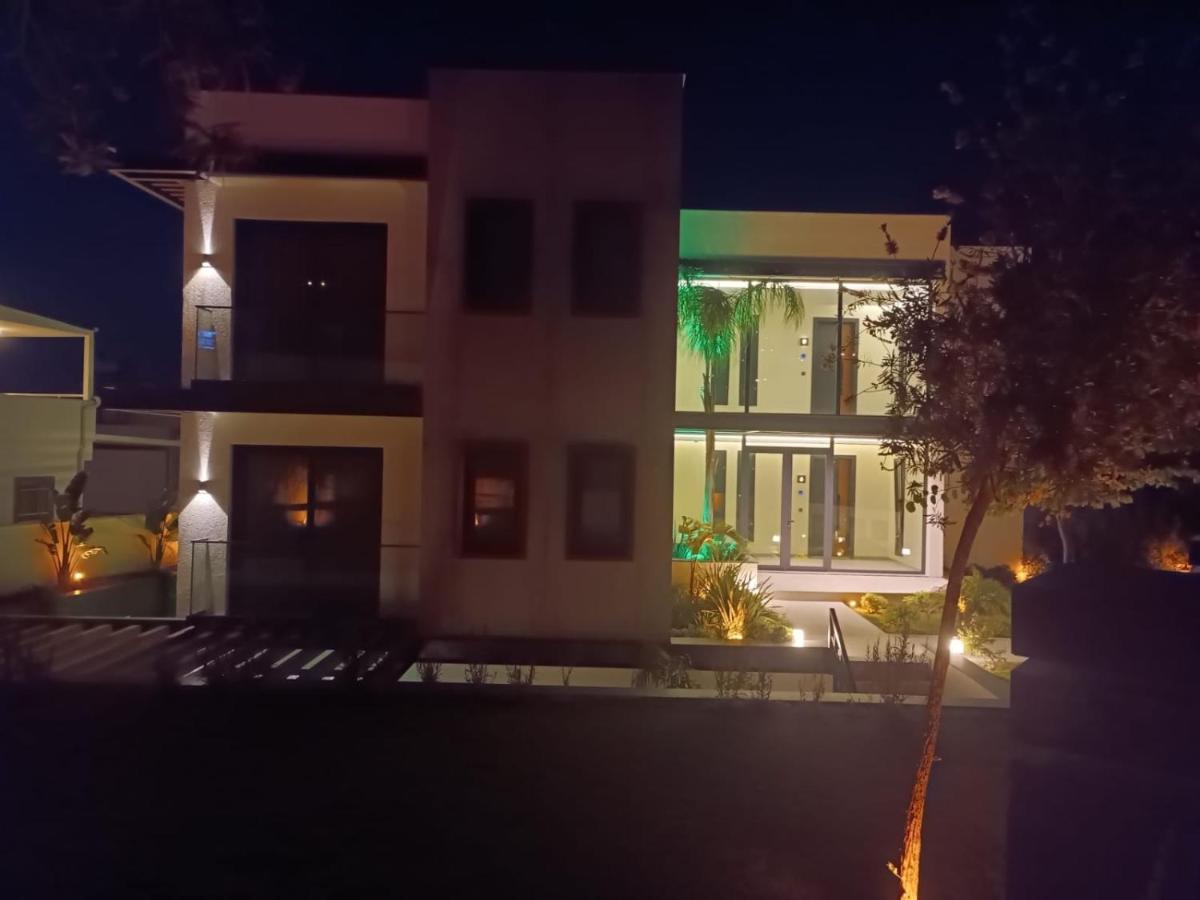 Vava Guest house *