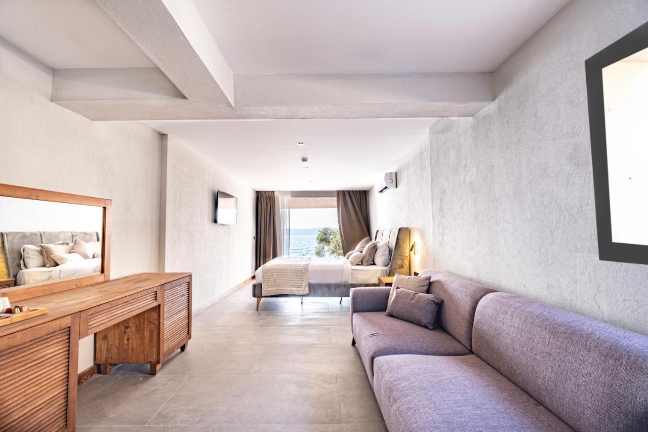 Isolina Hotel