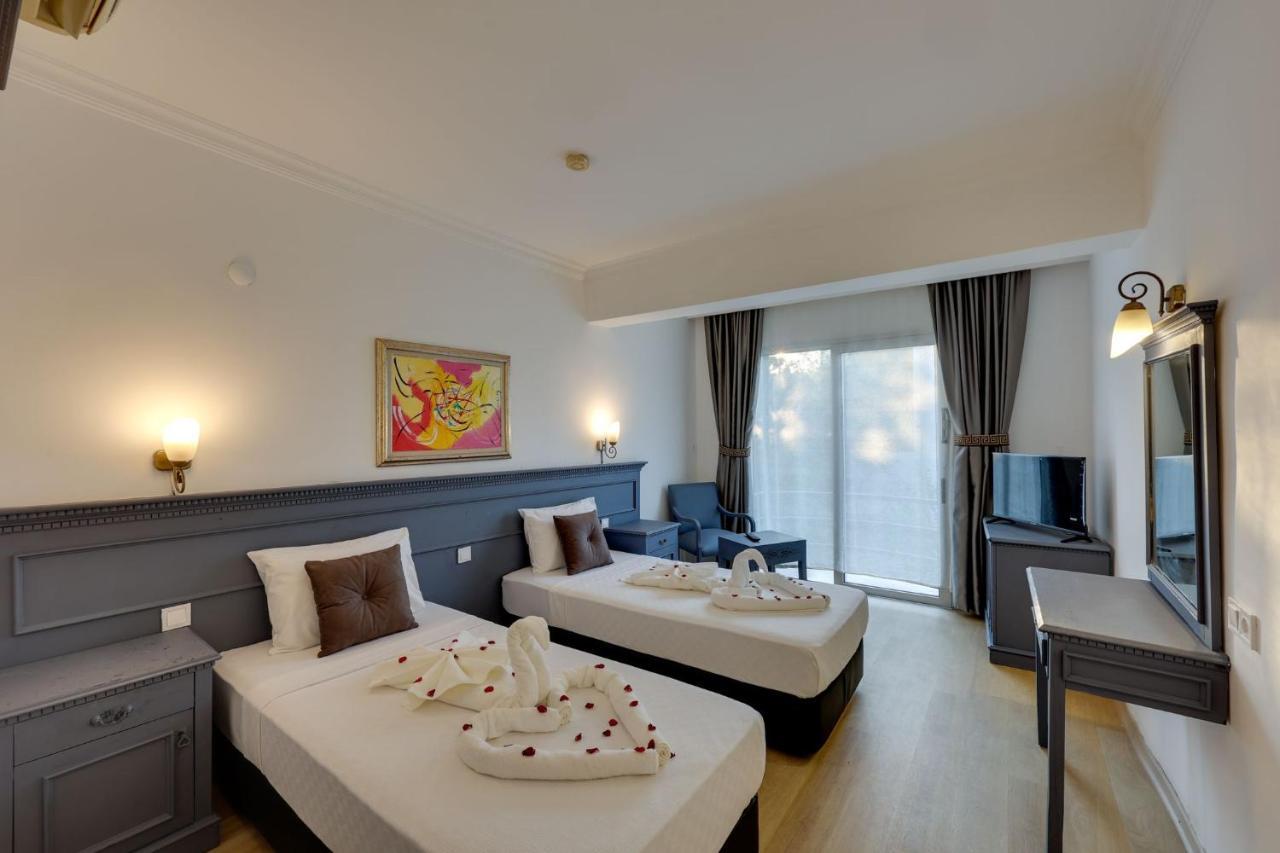 Hotel Sapphire Club 4*