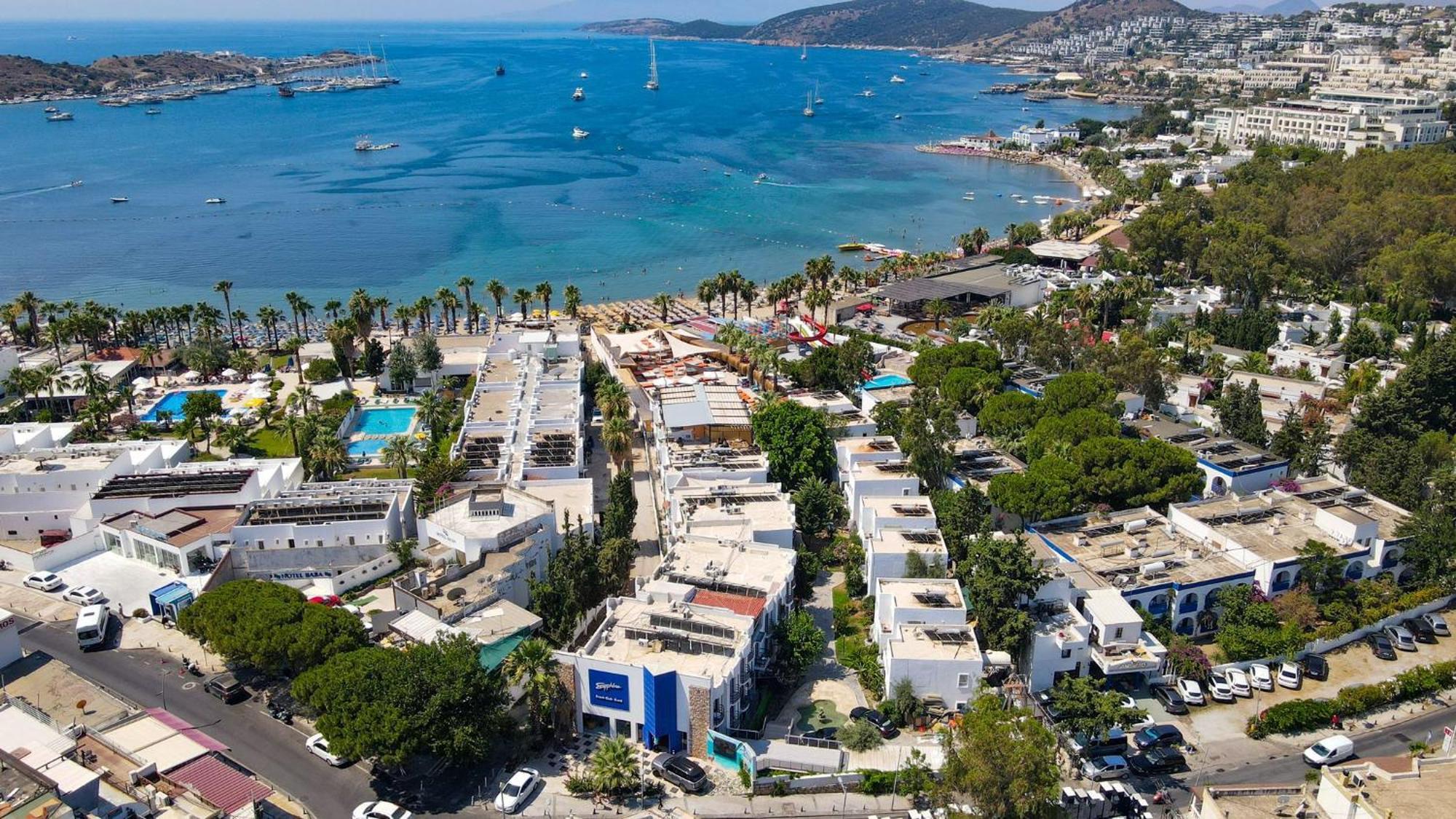 Hotel Sapphire Club 4*
