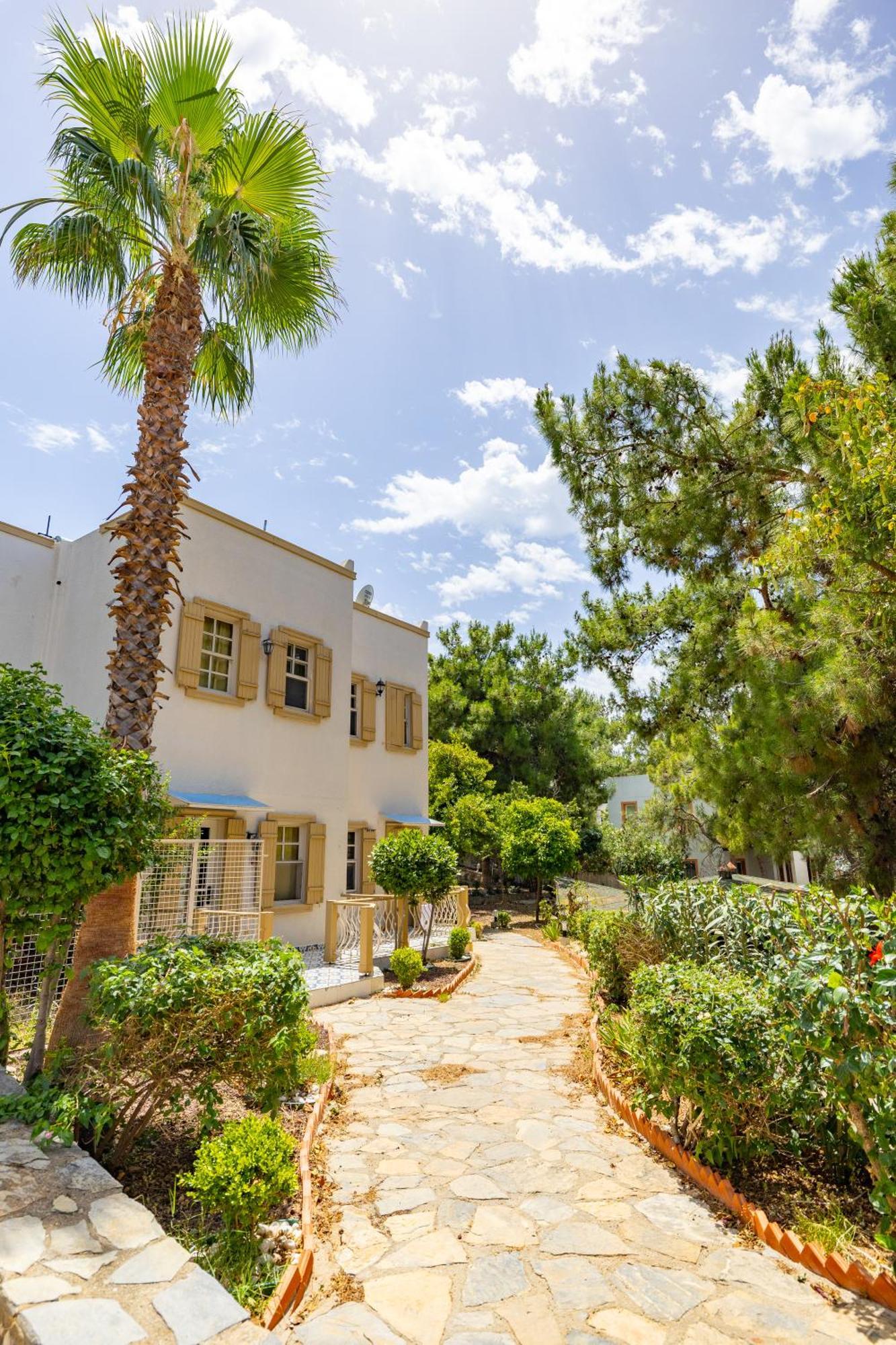 Hotel Alexander The Great &