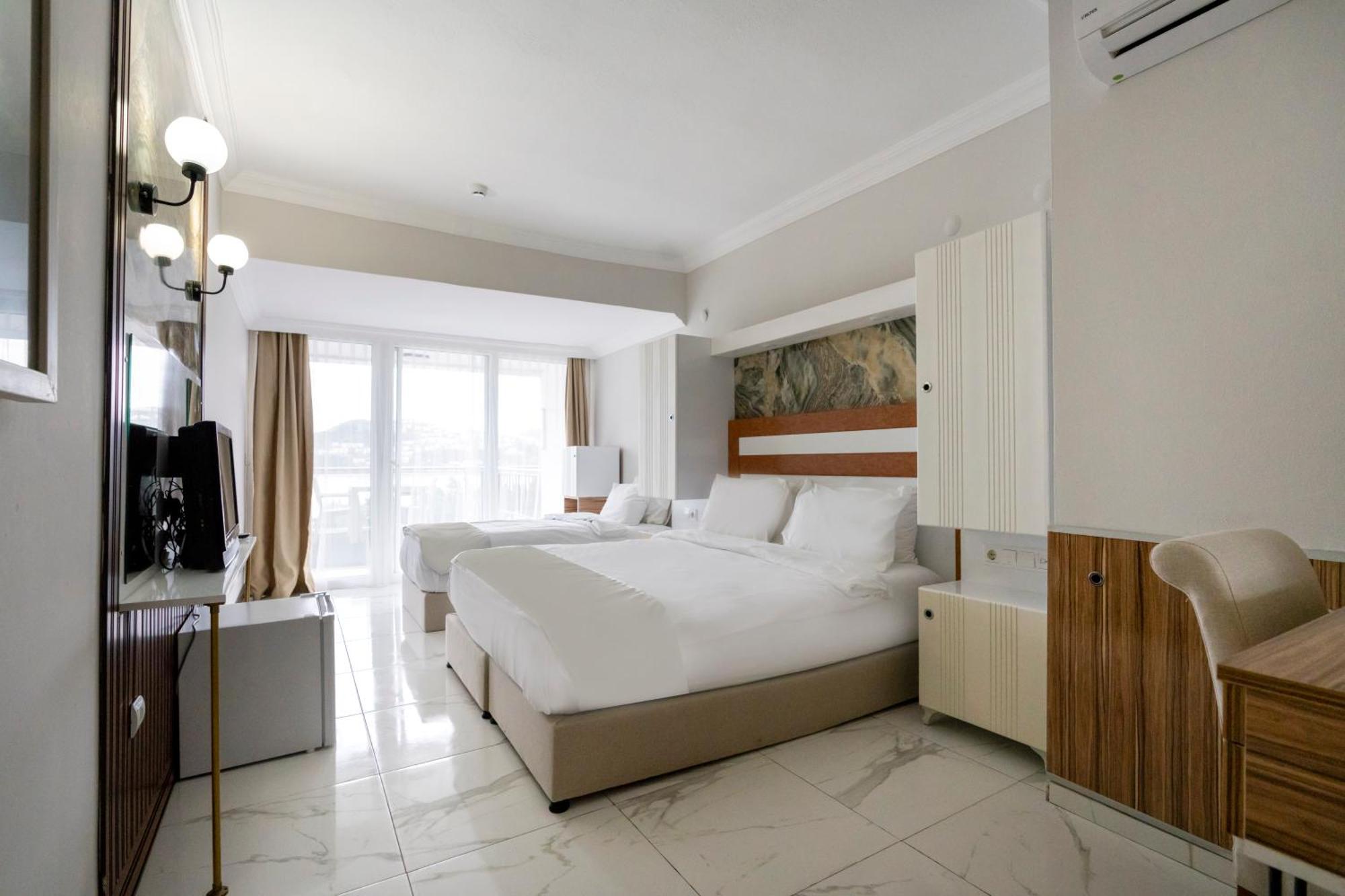 Hotel Sude