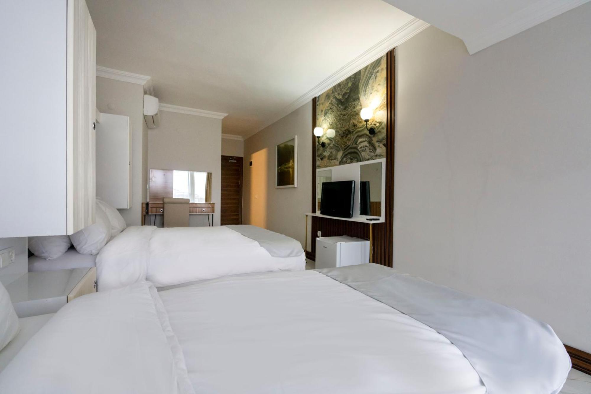 Sude Hotel
