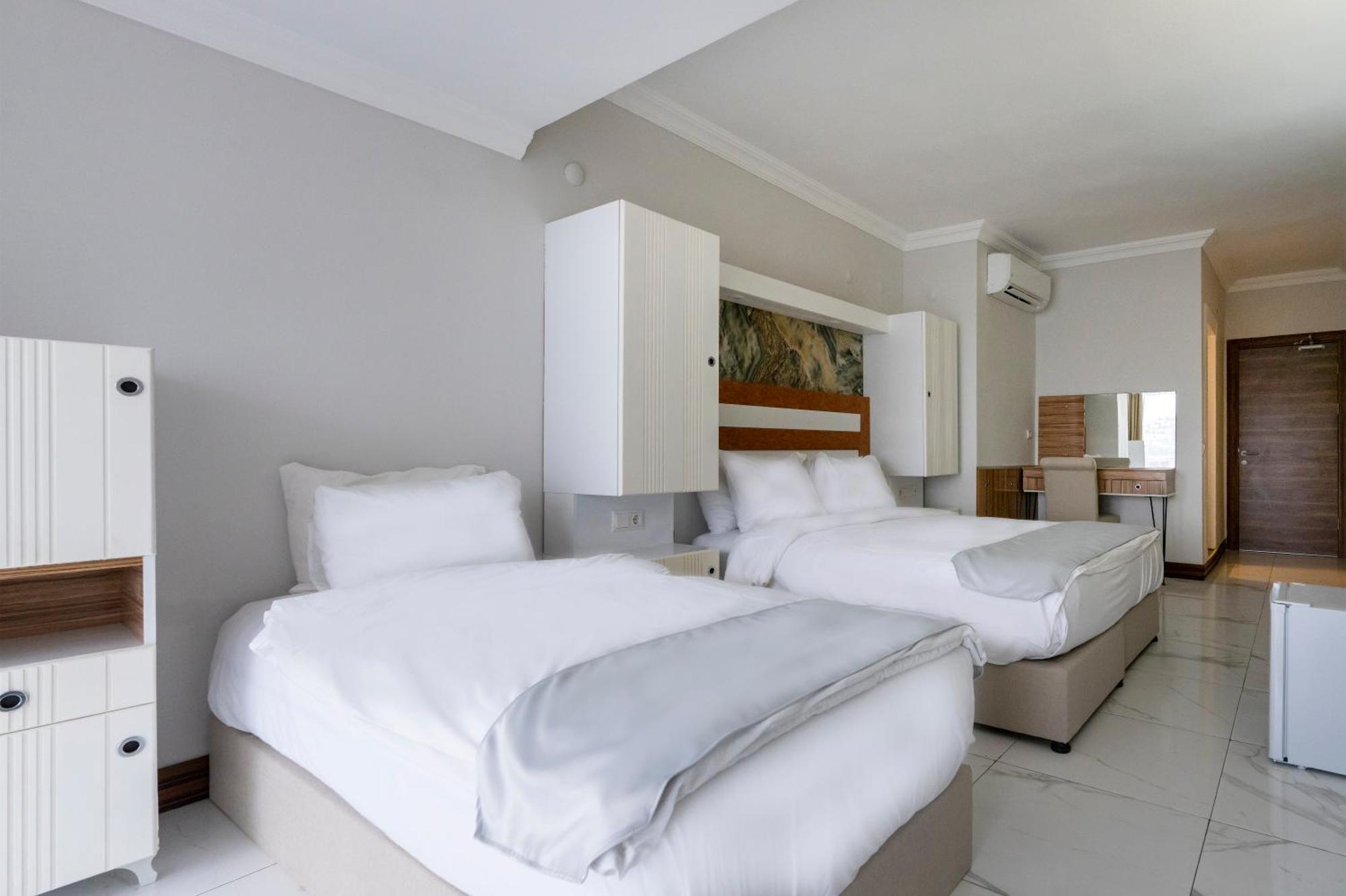 Hotel Sude *