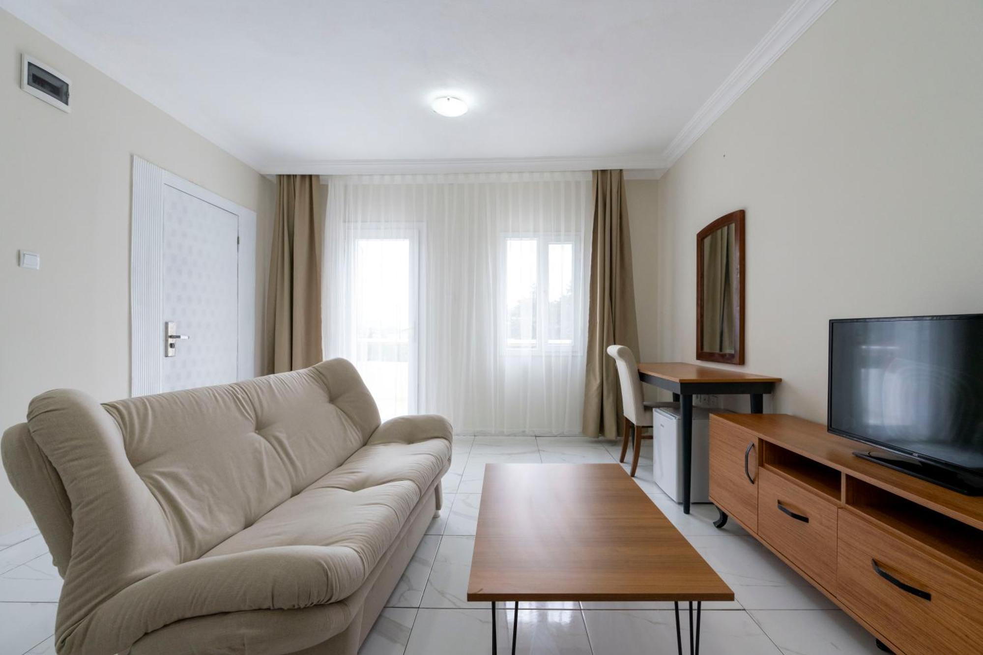 Hotel Sude