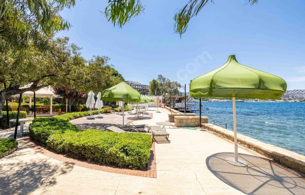Vakantiehuis La With Private *