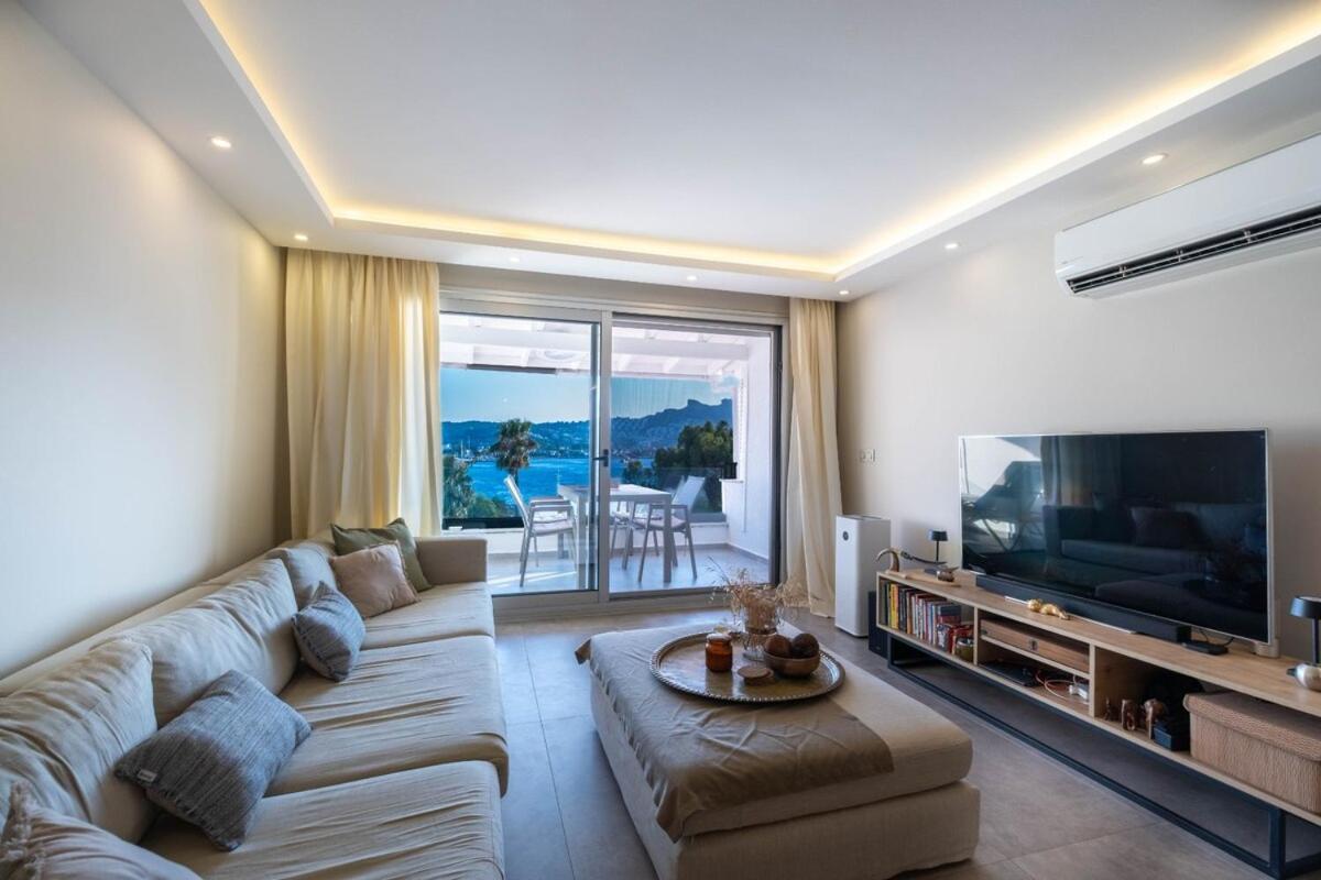 Vakantiehuis La With Private *