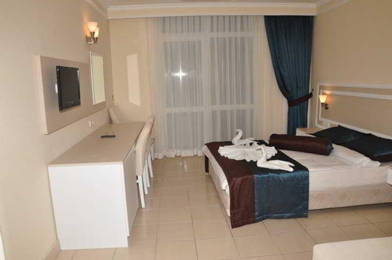 Hotel Blue Moon 4*