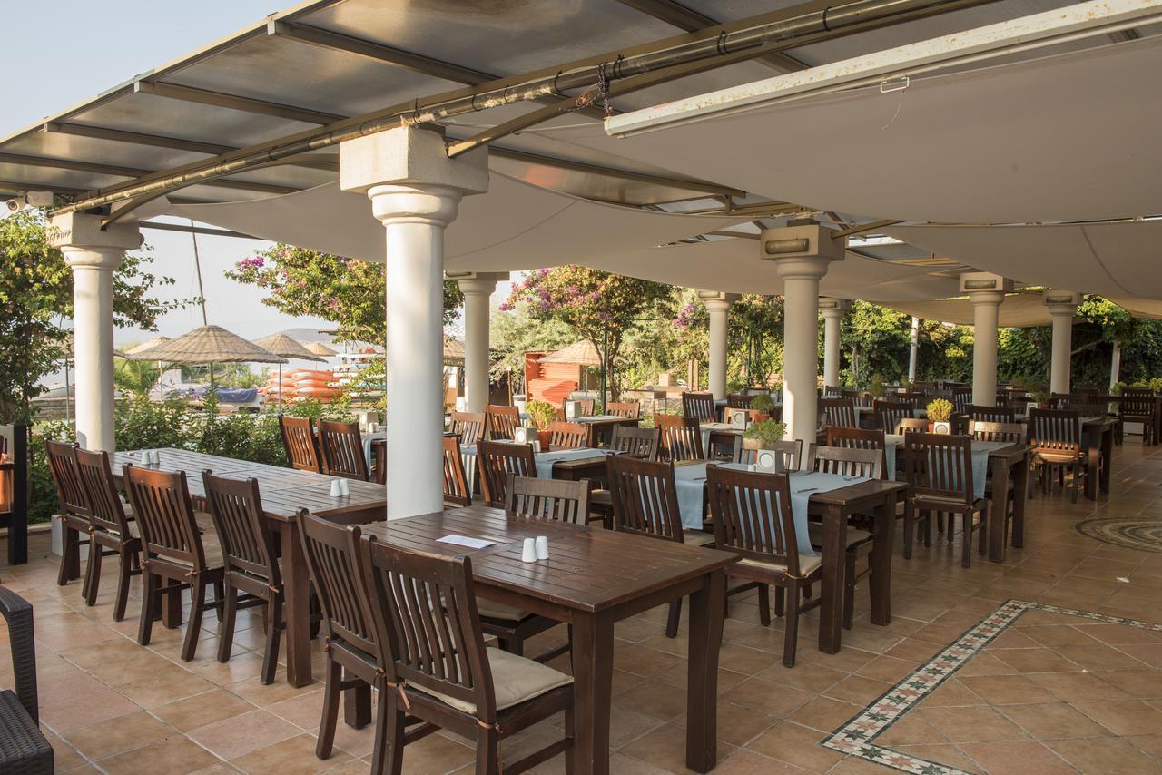 Seaside Club Otel 3*