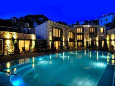 Hotel Lvzz 4*
