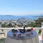 Bodrum Burcu Villa , Magnificent Sea View, Cozy, Free Otopark, Free Wifi