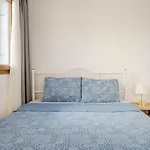 Central Stone House, 2Br, Cozy, Spacy, Terrace, Fast Wifi, Parking