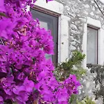 18Th Century Renovated Central Stone House, Terrace, Free Fast Wi-Fi