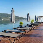 Moyo Beach Hotel
