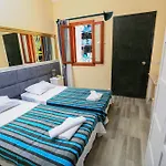 Hotel Bleu Nuit