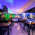 Eng Hotel