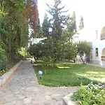 Toloman Bitez Park Apartments