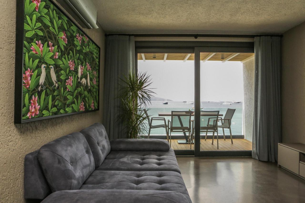 Surfer Caravan Gastro Pub Suites- Adults Only Daire