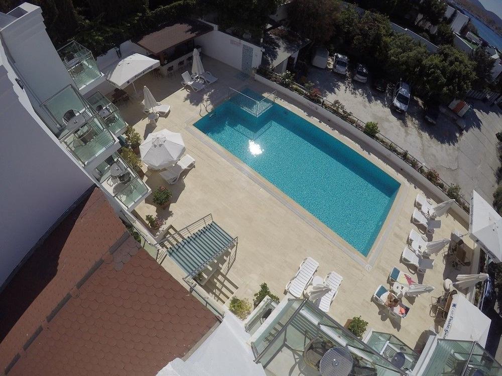 Otel Gun-ay 3*