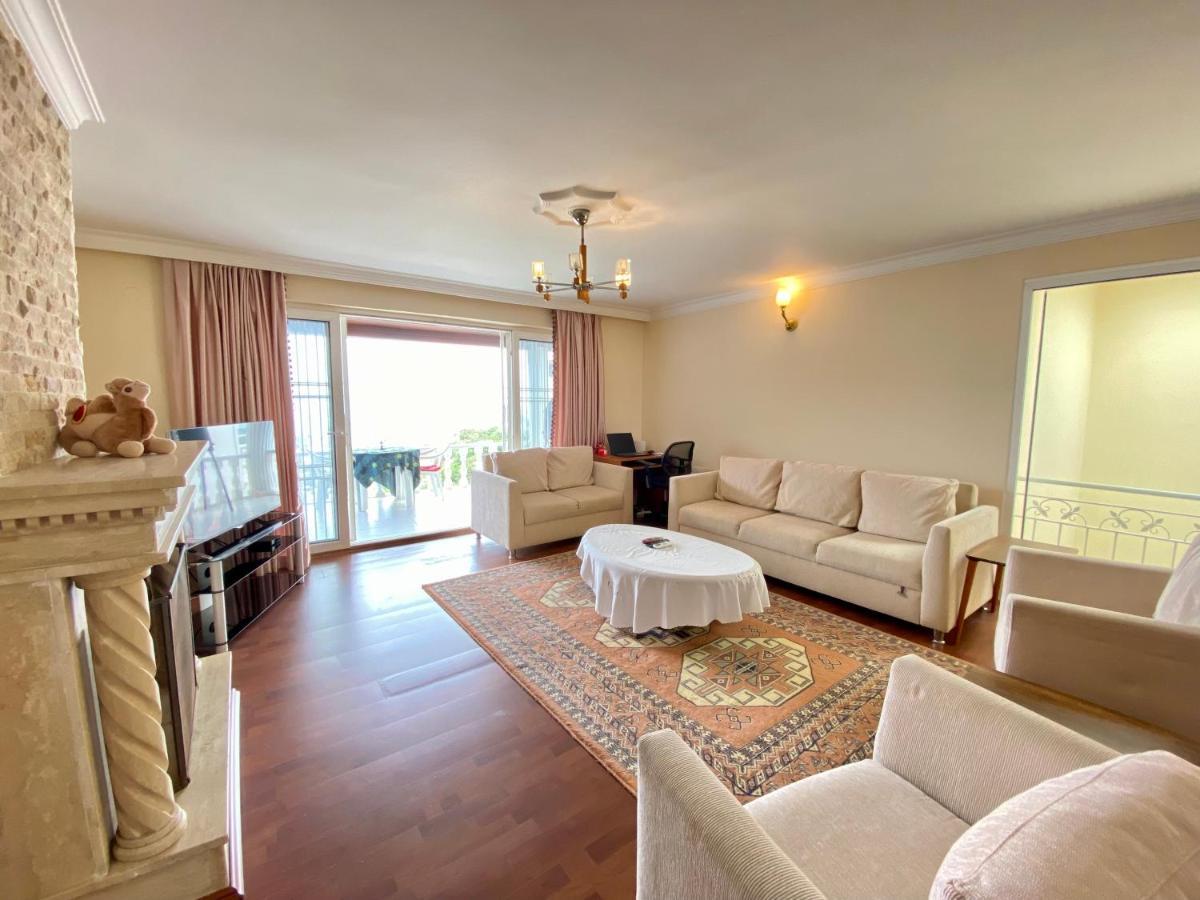 Villa Burcu , Magnificent Sea View, Cozy, Free Otopark, Free Wifi *