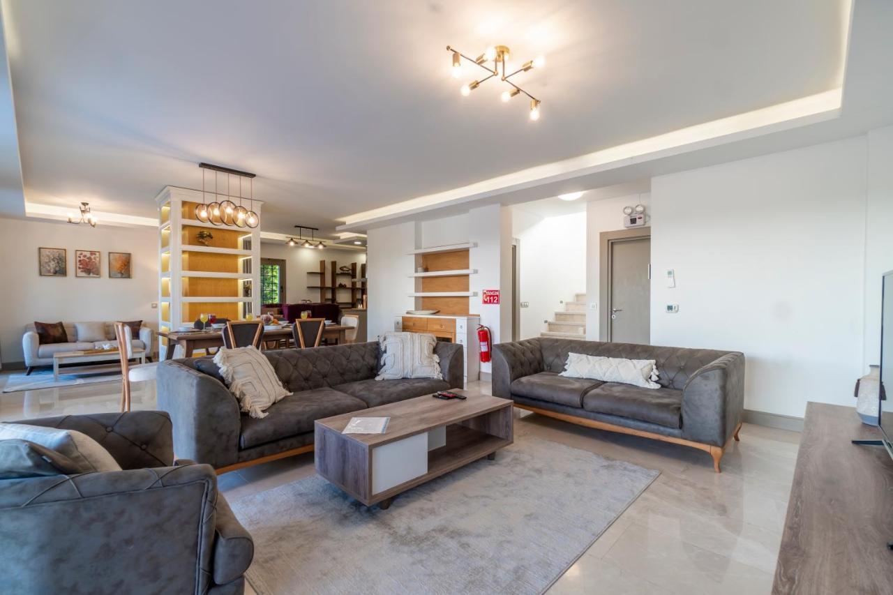 Villa Deluxe Emilie With Private Swimming Pool