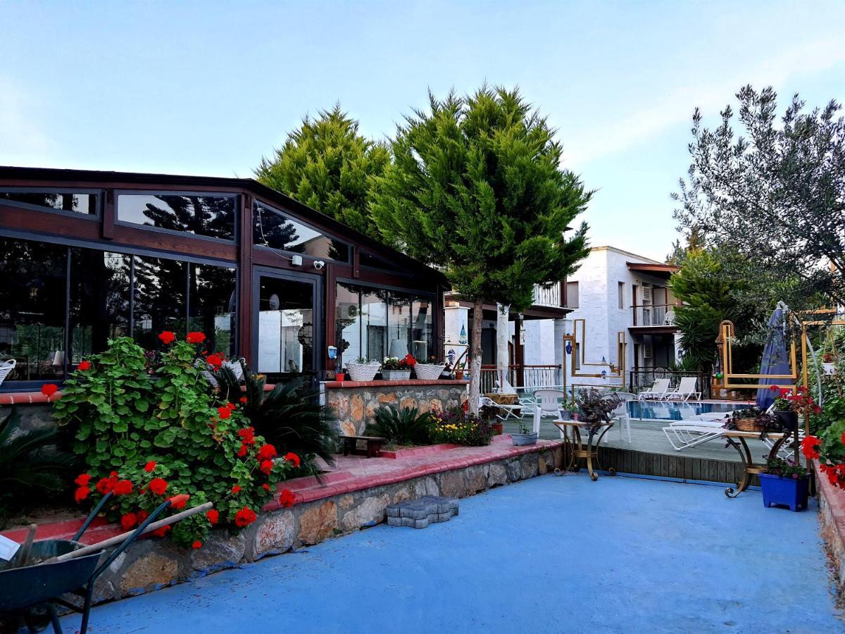 Aparthotel Stone House 3*