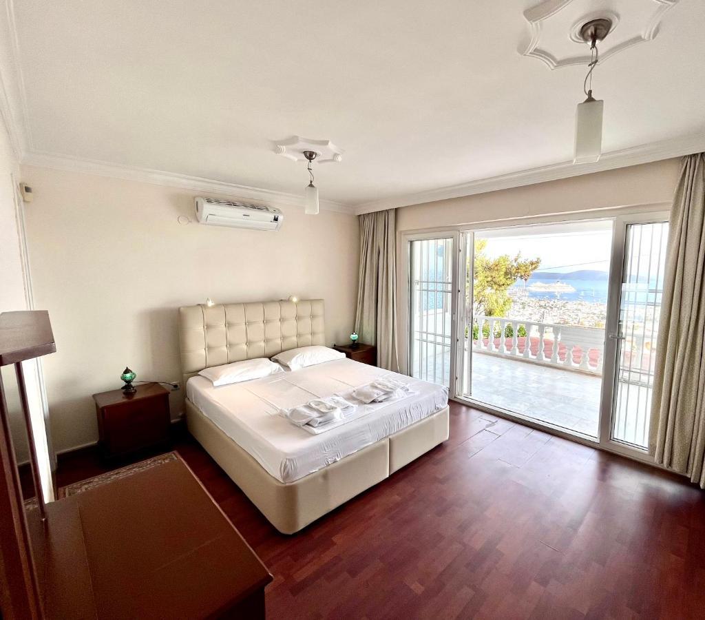 Burcu , Magnificent Sea View, Cozy, Free Otopark, Free Wifi Villa Bodrum
