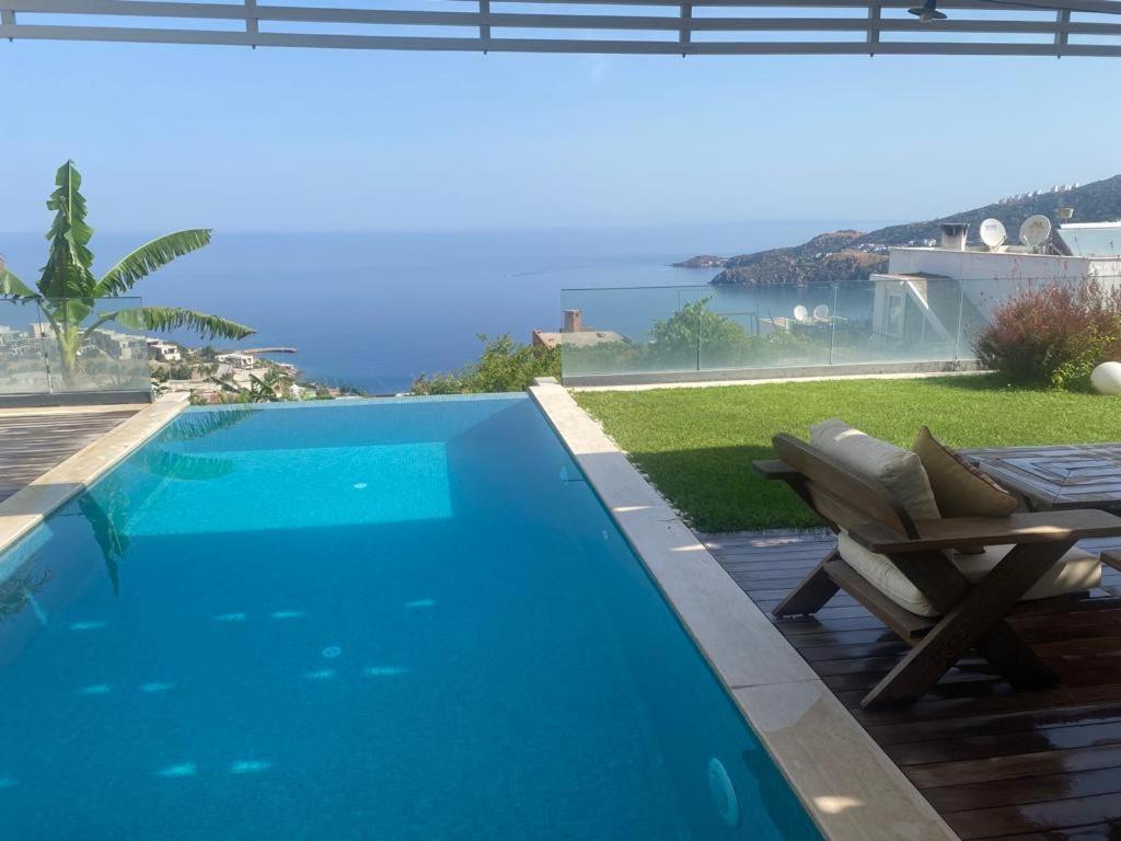 Kiralık Müstakil Havuzlu Lüx *