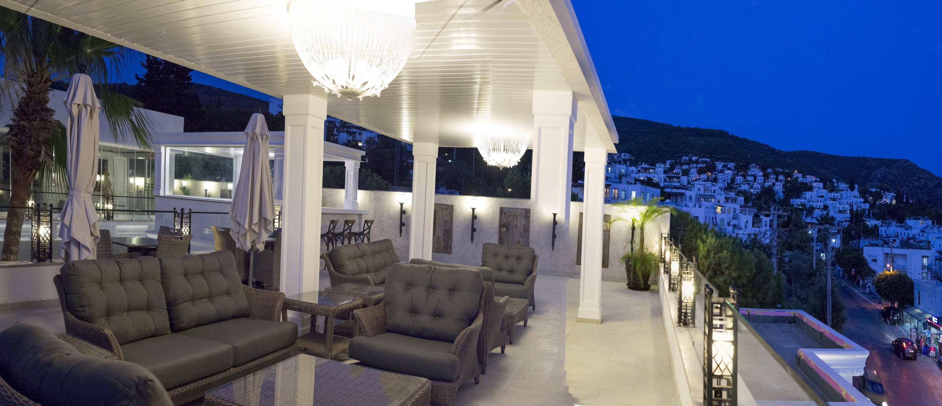 Otel Ena Boutique & Residences 4*