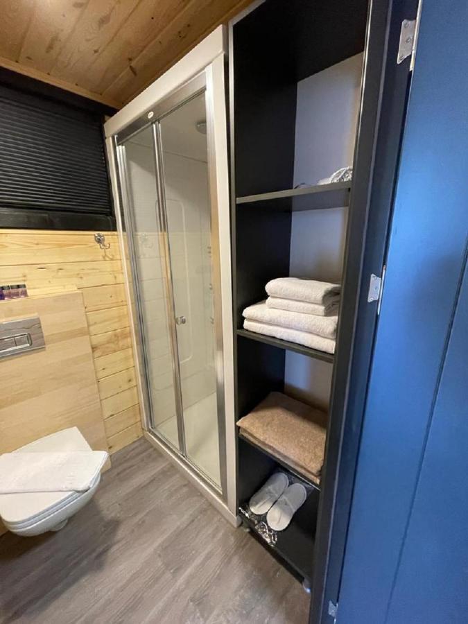Bitez Tiny House & Hotel