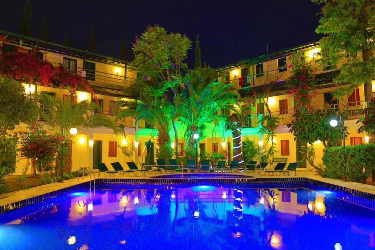 Hotel Bleu Nuit