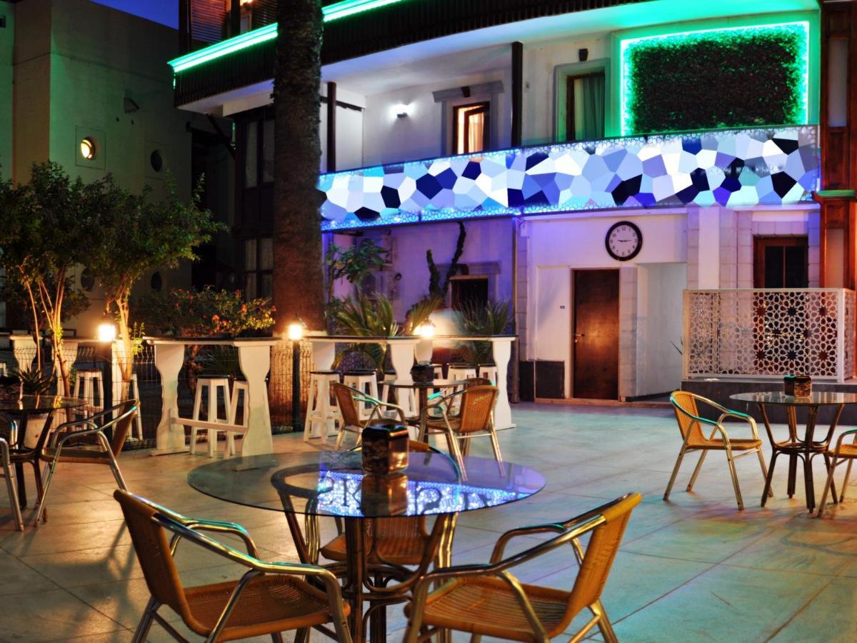 Bleu Nuit Hotel