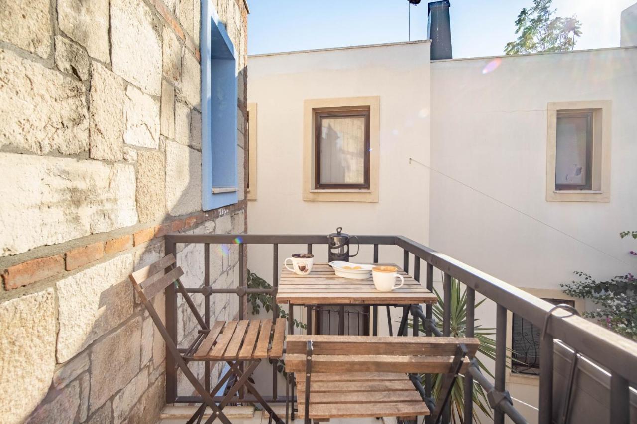 Stone House, 2br, Cozy, Spacy, Terrace, Fast Wifi, Parking *