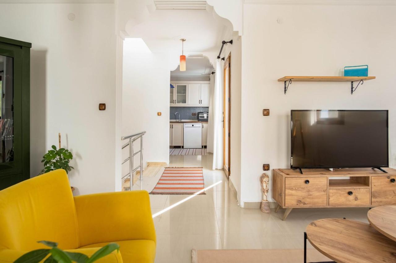 Stone House, 2br, Cozy, Spacy, Terrace, Fast Wifi, Parking *