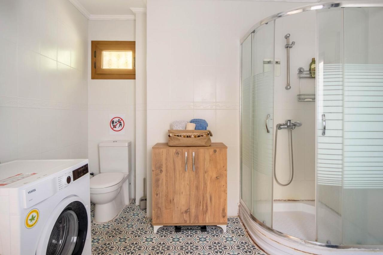 Stone House, 2br, Cozy, Spacy, Terrace, Fast Wifi, Parking *