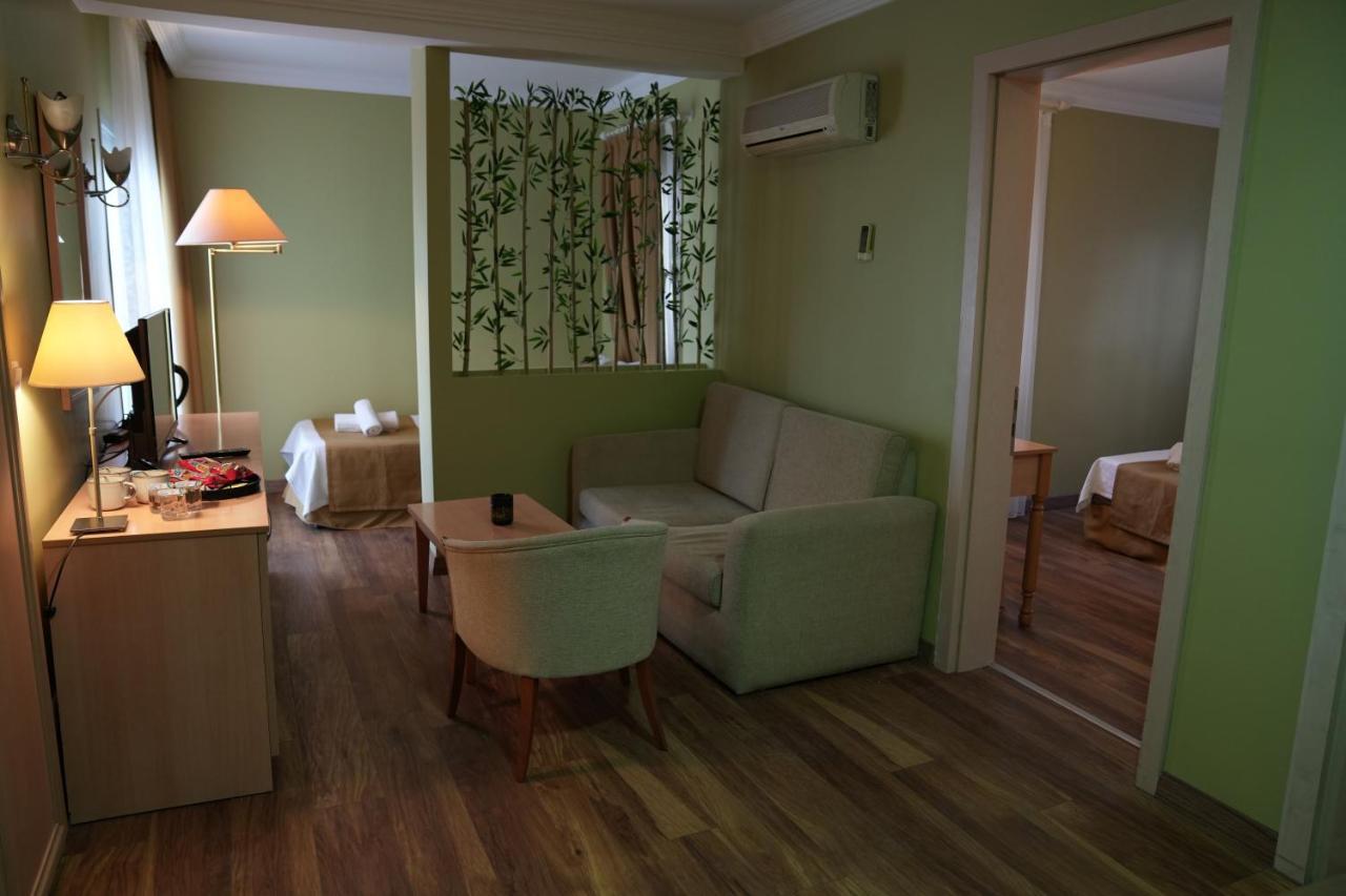 Exen By Weekend Hotel
