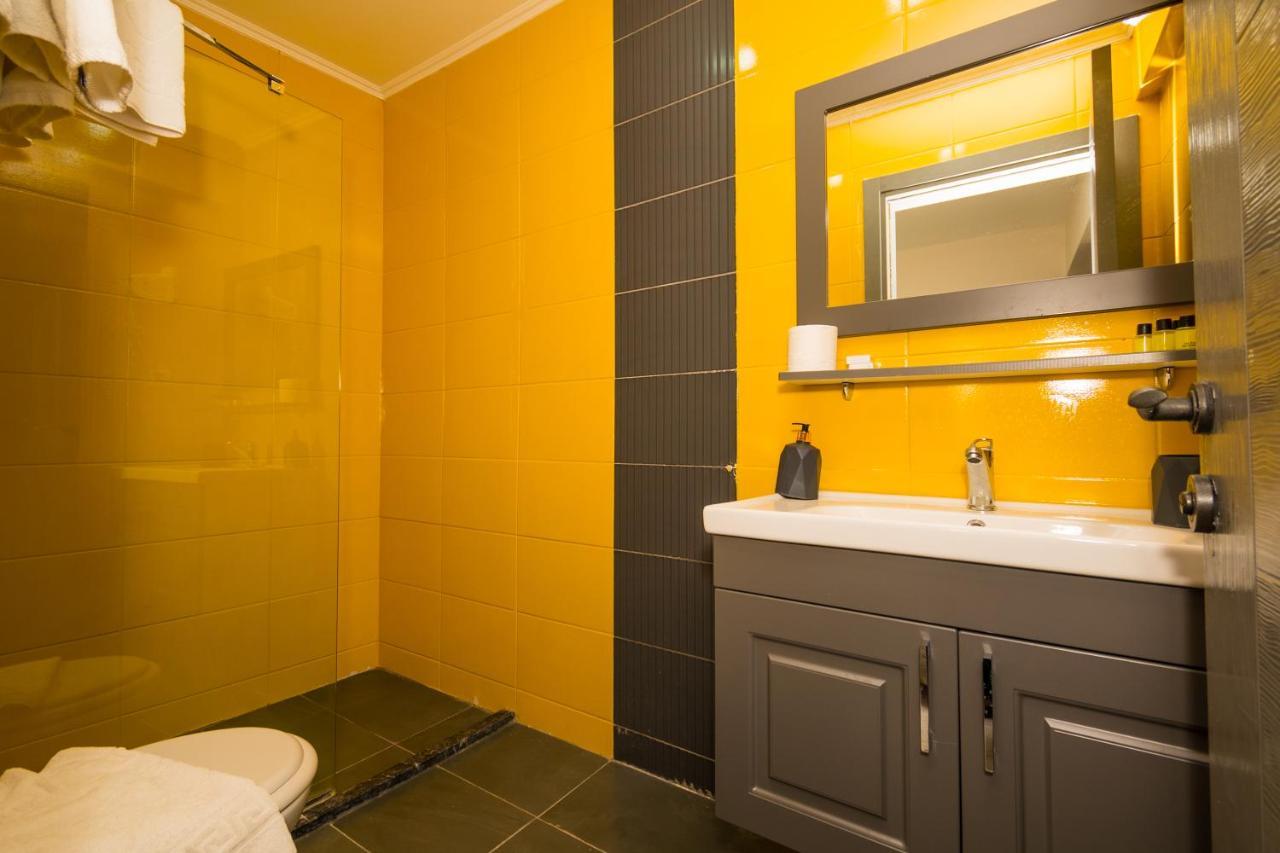 Hotel 7 Art Feslegen By Egeos 3*