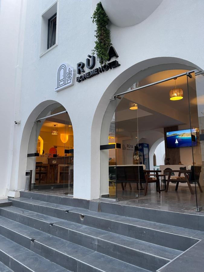 Rueya Boheme Hotel *