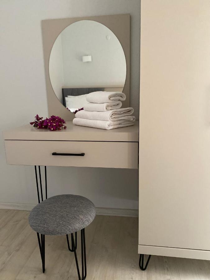 Merve Apartments, Your From In Bodrum, Street Cats Frequent The Property, Not Have Balconies , Ground Floor Have Terrace With Table And Chairs Aparthotel 2*