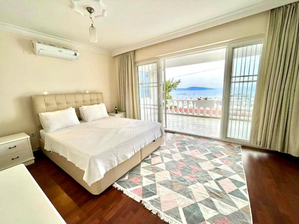 Burcu , Magnificent Sea View, Cozy, Free Otopark, Free Wifi Villa