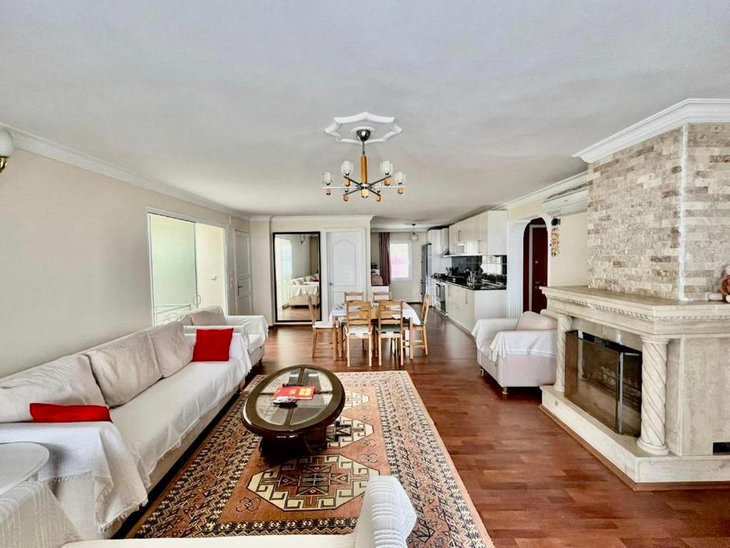 Burcu , Magnificent Sea View, Cozy, Free Otopark, Free Wifi