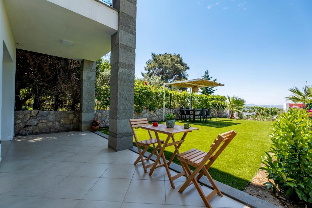 2+1 House In Center With Sea View And Big Private Garden Apartamento