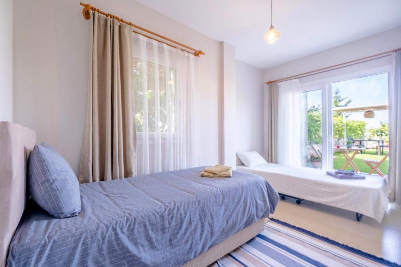 2+1 House In Center With Sea View And Big Private Garden Bodrum