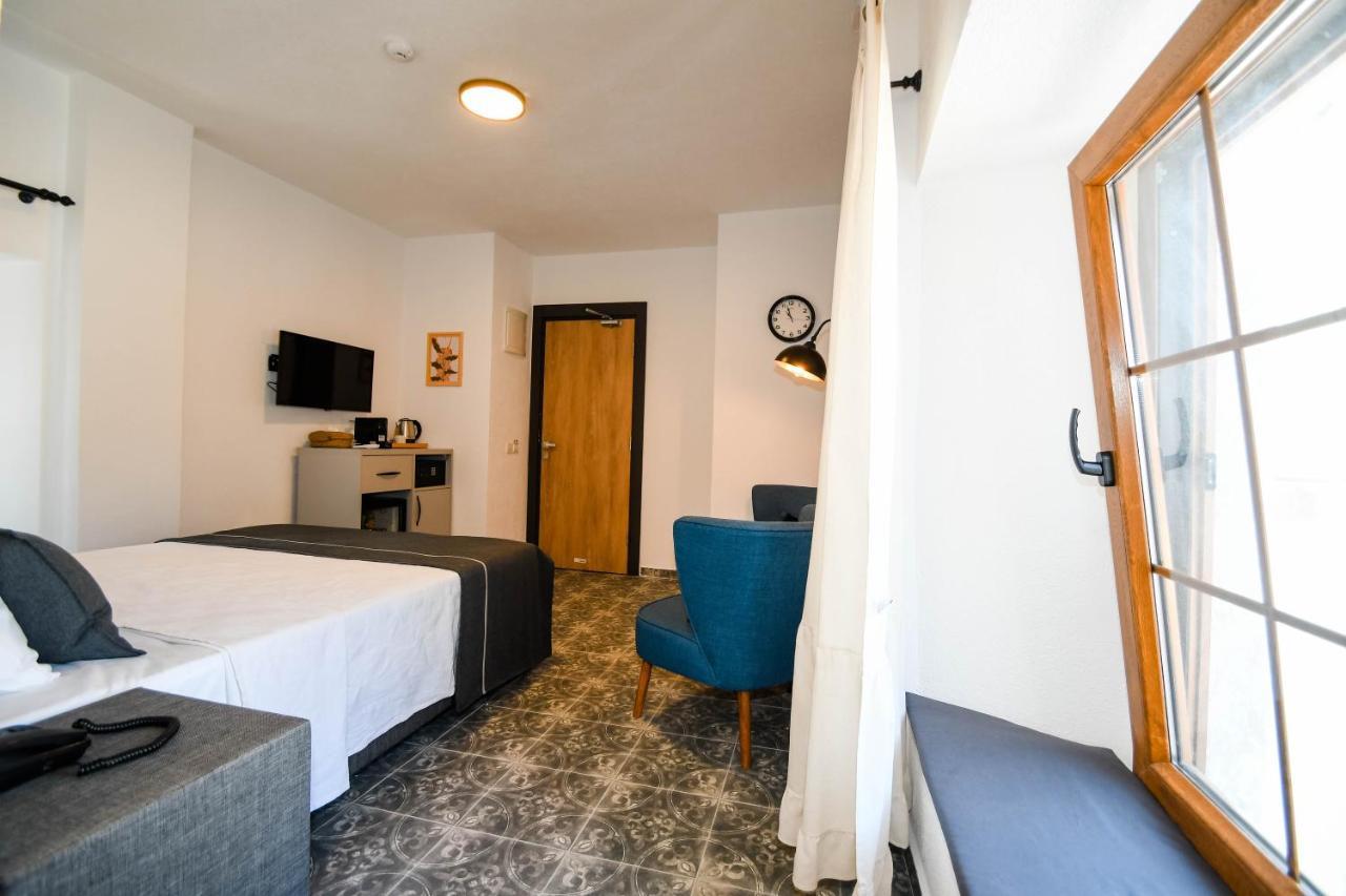 Swan Boutique Hotel *