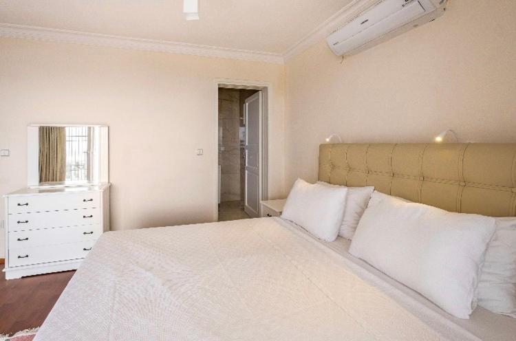 Burcu , Magnificent Sea View, Cozy, Free Otopark, Free Wifi *