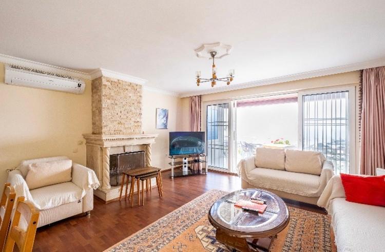 Villa Burcu , Magnificent Sea View, Cozy, Free Otopark, Free Wifi Bodrum